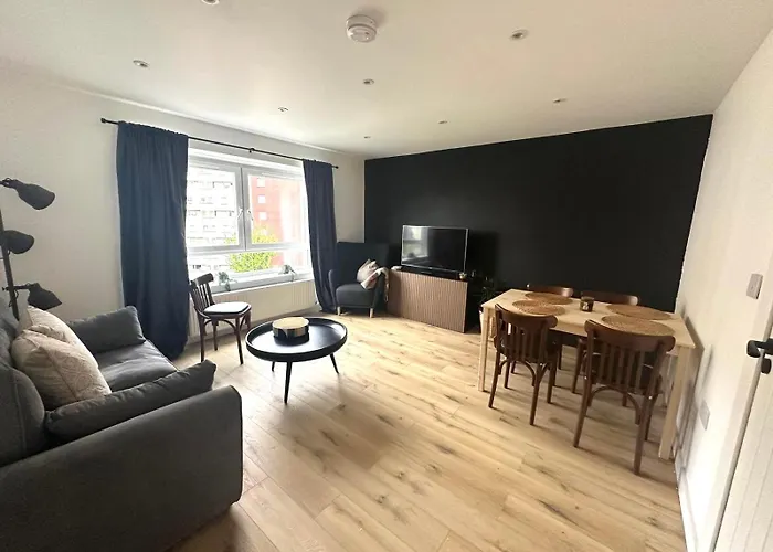 Holyrood Central Apartment